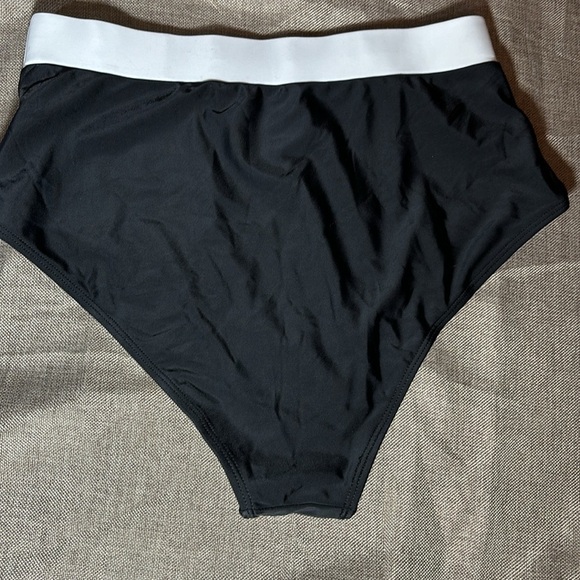2/$30 Women High Waisted Bikini Bottoms Full Coverage Tummy Control Size M. NWOT - Picture 5 of 8